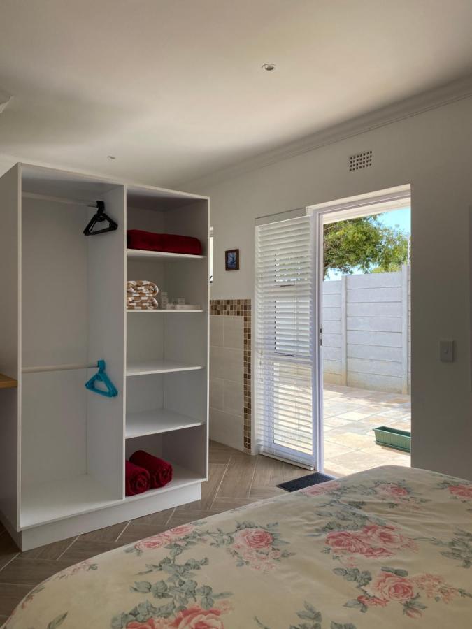 סומרסט ווסט Somerset View Guest House מראה חיצוני תמונה