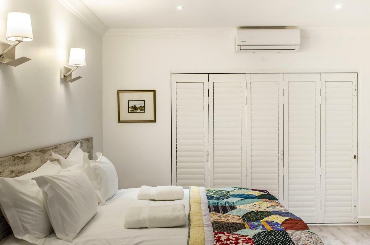 סומרסט ווסט Somerset View Guest House מראה חיצוני תמונה