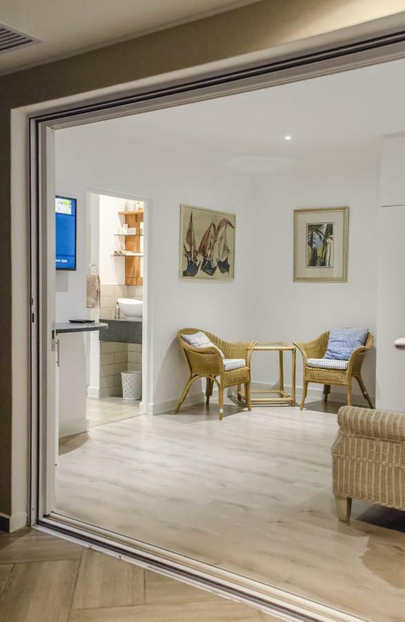 סומרסט ווסט Somerset View Guest House מראה חיצוני תמונה
