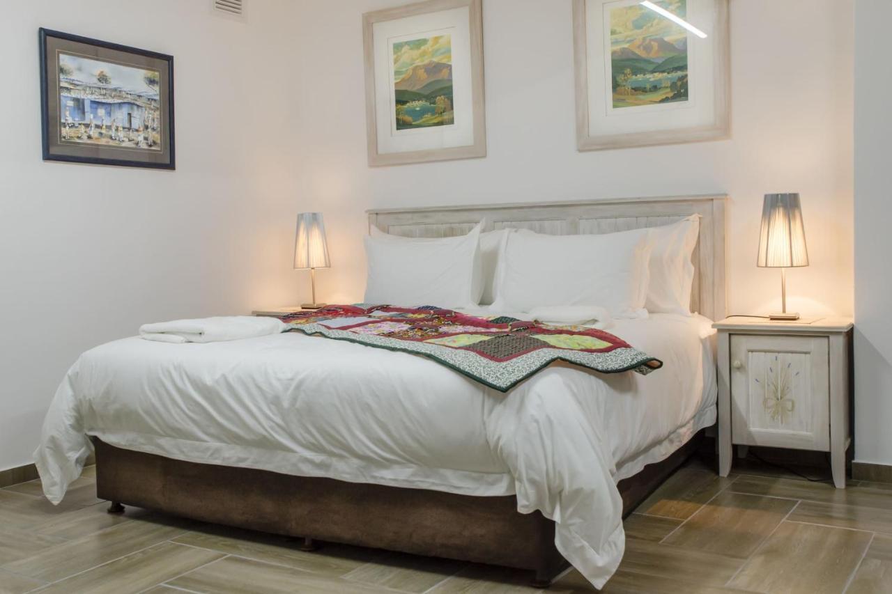 סומרסט ווסט Somerset View Guest House מראה חיצוני תמונה